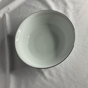 Noritake China Set REINA 6450Q Round Vegetable Serving Bowl